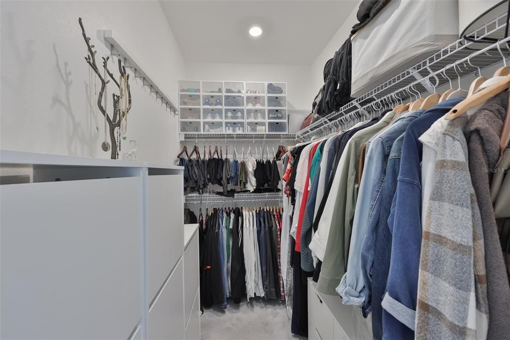 Active With Contract: $735,000 (3 beds, 2 baths, 1848 Square Feet)