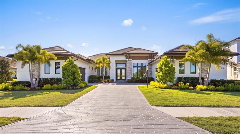 Active With Contract: $2,750,000 (3 beds, 4 baths, 3612 Square Feet)