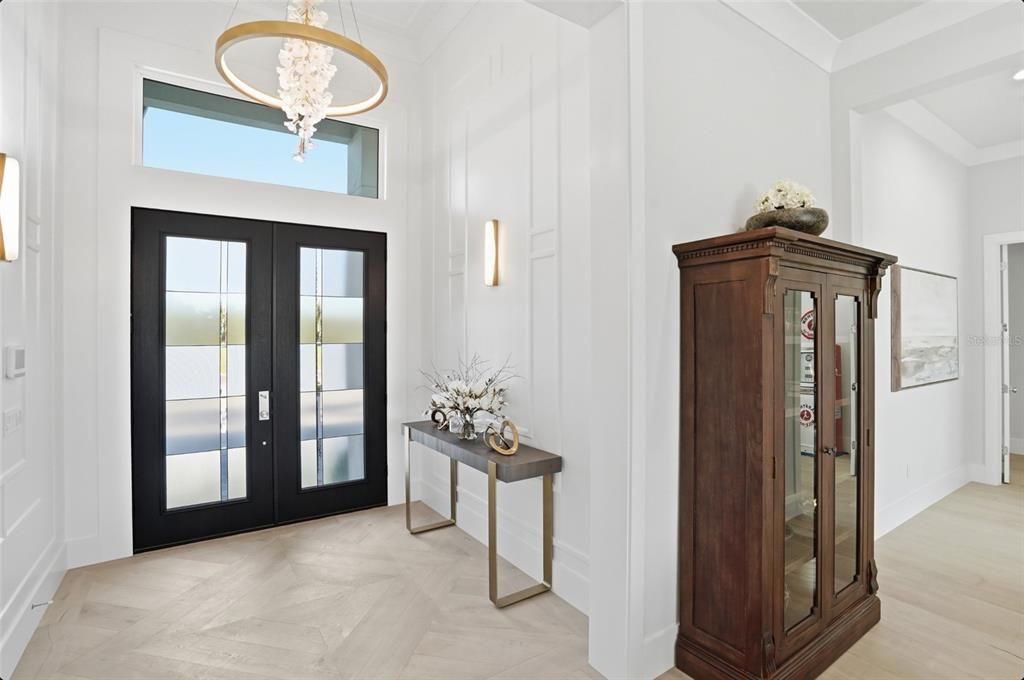 Active With Contract: $2,750,000 (3 beds, 4 baths, 3612 Square Feet)
