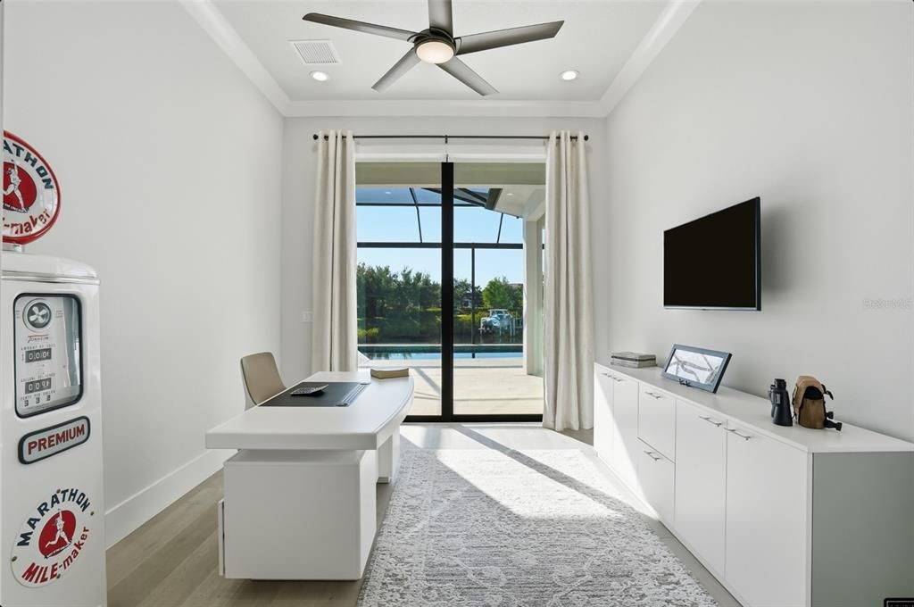Active With Contract: $2,750,000 (3 beds, 4 baths, 3612 Square Feet)