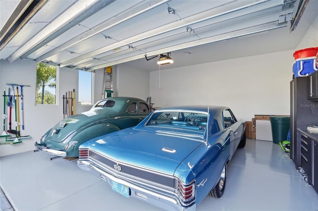 Active With Contract: $2,750,000 (3 beds, 4 baths, 3612 Square Feet)