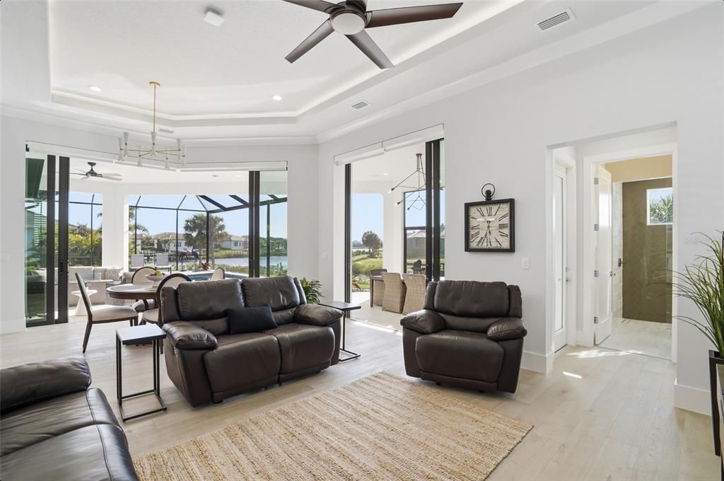Active With Contract: $2,750,000 (3 beds, 4 baths, 3612 Square Feet)