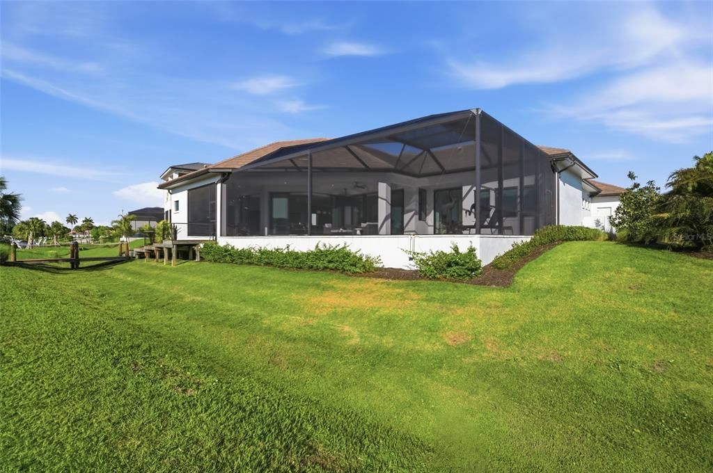 Active With Contract: $2,750,000 (3 beds, 4 baths, 3612 Square Feet)