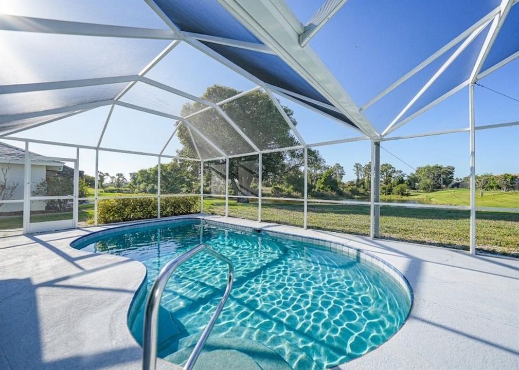 Activo con contrato: $375,000 (3 camas, 3 baños, 2159 Pies cuadrados)