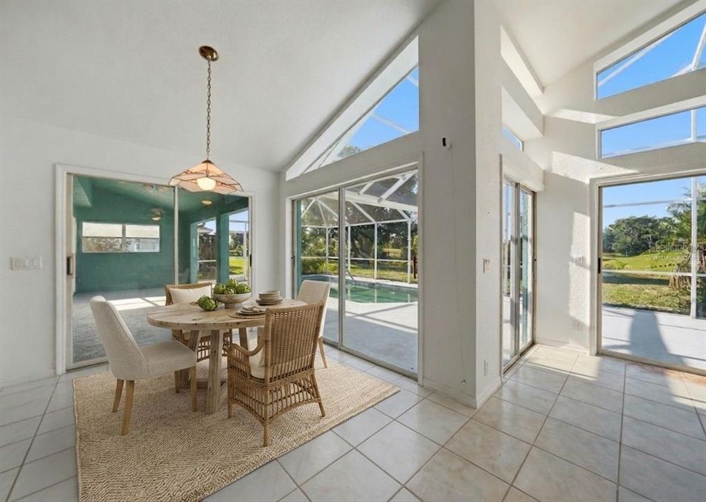 Activo con contrato: $375,000 (3 camas, 3 baños, 2159 Pies cuadrados)