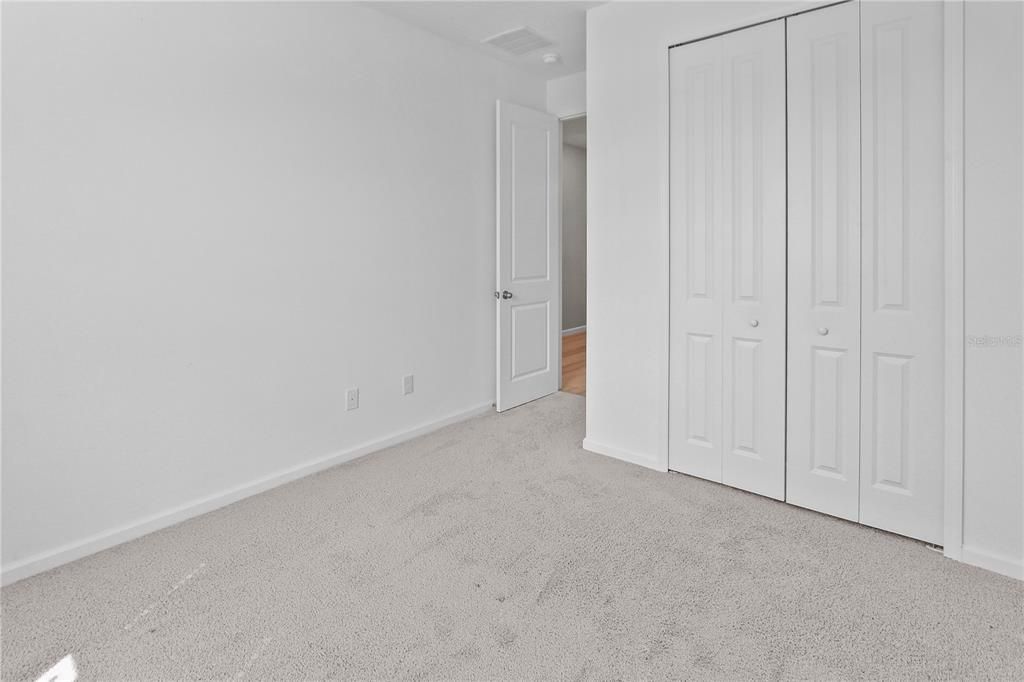 En Venta: $389,900 (4 camas, 3 baños, 2291 Pies cuadrados)