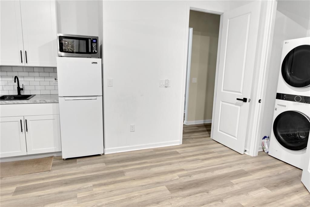 En Venta: $389,900 (4 camas, 3 baños, 2291 Pies cuadrados)