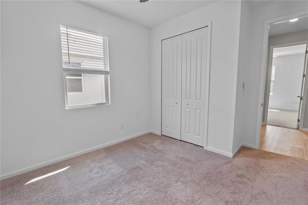 En Venta: $389,900 (4 camas, 3 baños, 2291 Pies cuadrados)