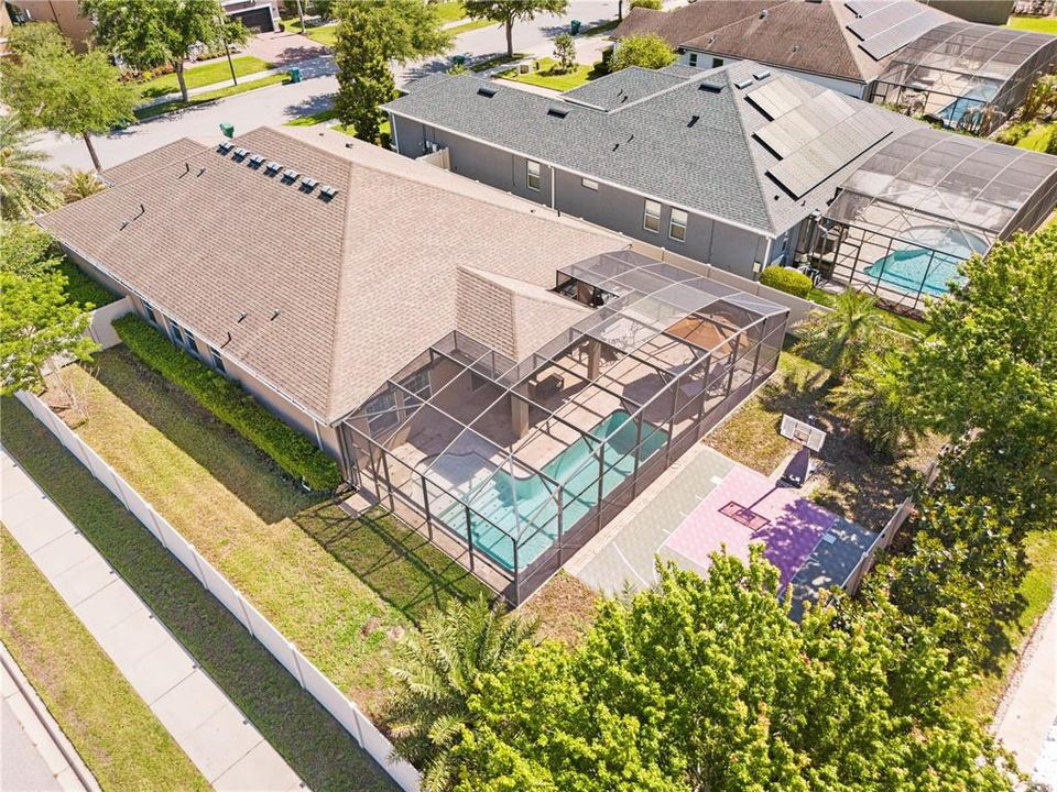 Activo con contrato: $909,000 (5 camas, 3 baños, 2953 Pies cuadrados)