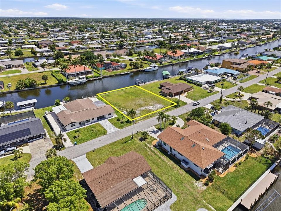 For Sale: $335,000 (0.29 acres)