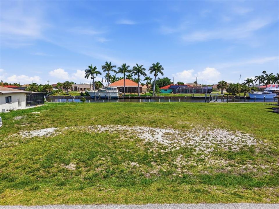 For Sale: $335,000 (0.29 acres)