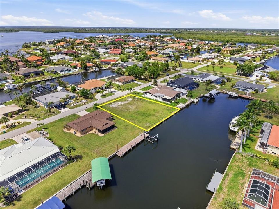 For Sale: $335,000 (0.29 acres)