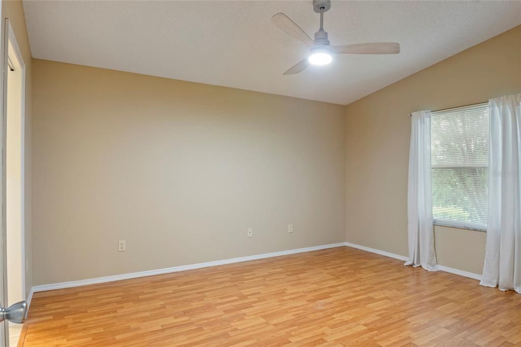 Activo con contrato: $267,000 (2 camas, 2 baños, 1188 Pies cuadrados)