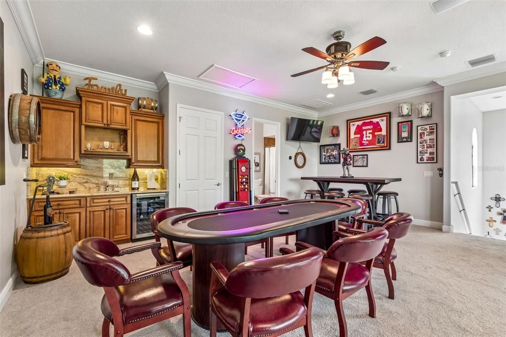 Activo con contrato: $1,150,000 (5 camas, 5 baños, 4492 Pies cuadrados)