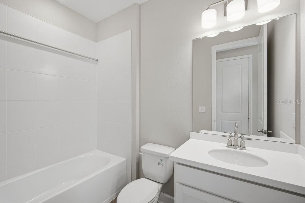For Sale: $649,999 (5 beds, 4 baths, 3422 Square Feet)