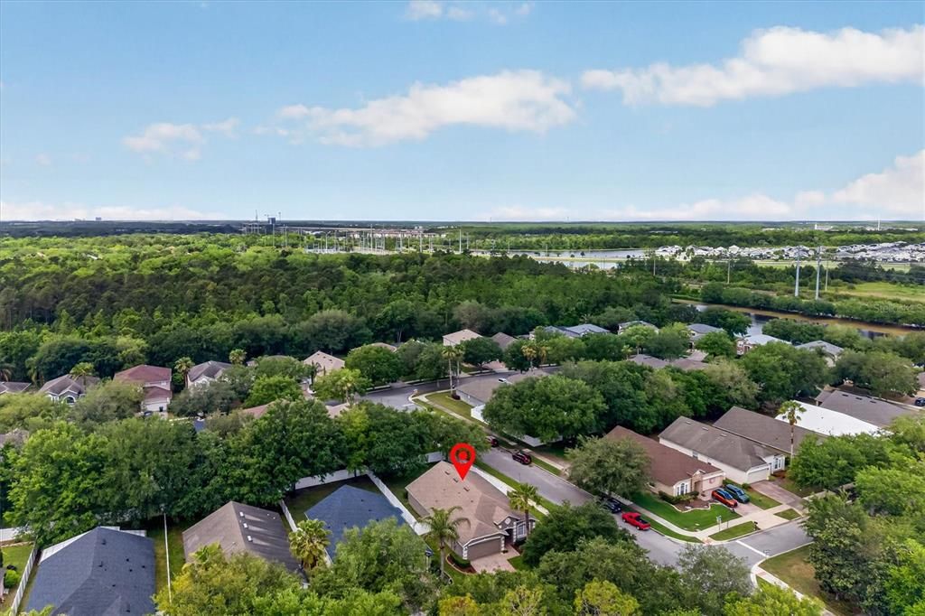 Под контрактом: $515,000 (4 спален, 3 ванн, 1920 Квадратных фут)