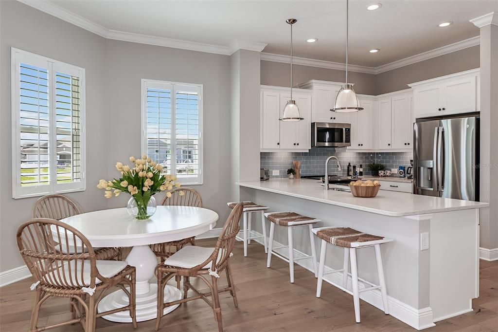 Active With Contract: $334,571 (2 beds, 2 baths, 1660 Square Feet)