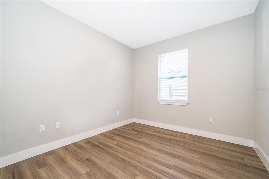 For Rent: $2,800 (4 beds, 2 baths, 1686 Square Feet)
