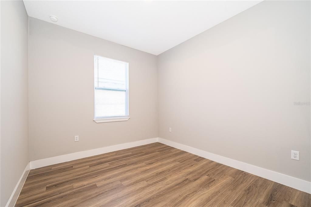 For Rent: $2,800 (4 beds, 2 baths, 1686 Square Feet)