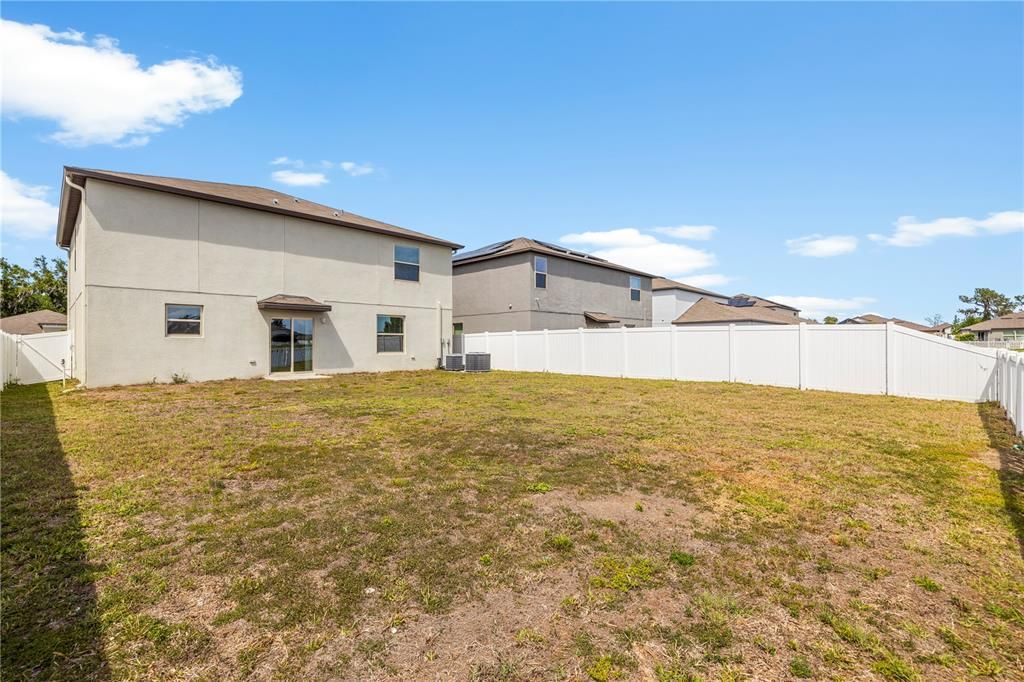 Active With Contract: $385,000 (4 beds, 2 baths, 2635 Square Feet)