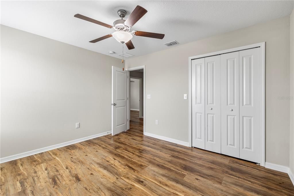 Active With Contract: $385,000 (4 beds, 2 baths, 2635 Square Feet)
