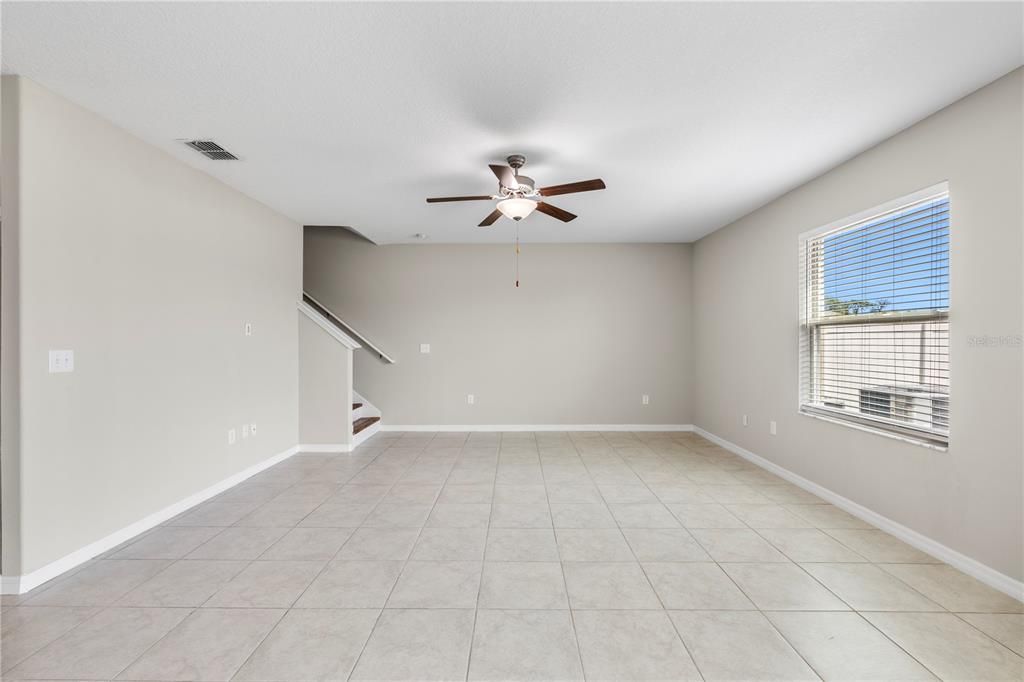 Active With Contract: $385,000 (4 beds, 2 baths, 2635 Square Feet)