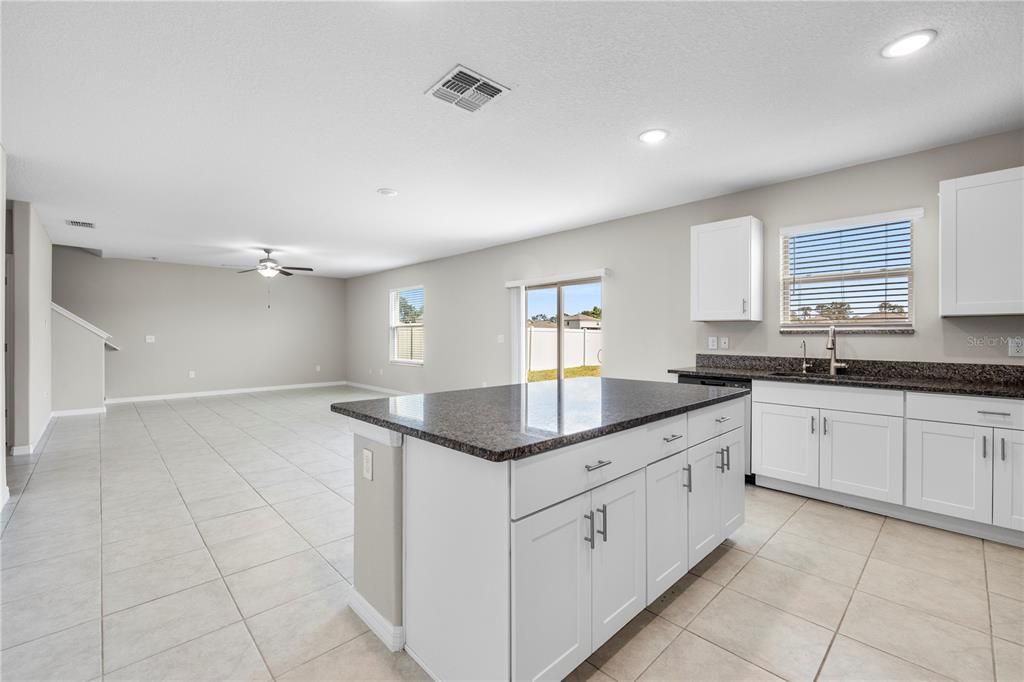 Active With Contract: $385,000 (4 beds, 2 baths, 2635 Square Feet)