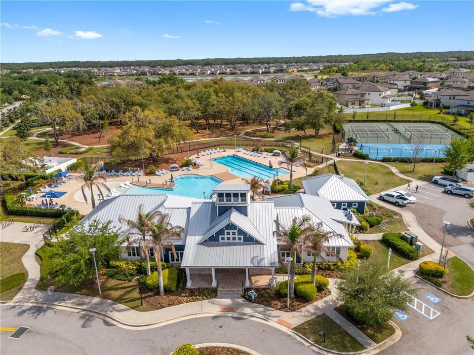 Active With Contract: $385,000 (4 beds, 2 baths, 2635 Square Feet)