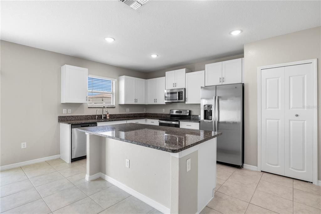 Active With Contract: $385,000 (4 beds, 2 baths, 2635 Square Feet)