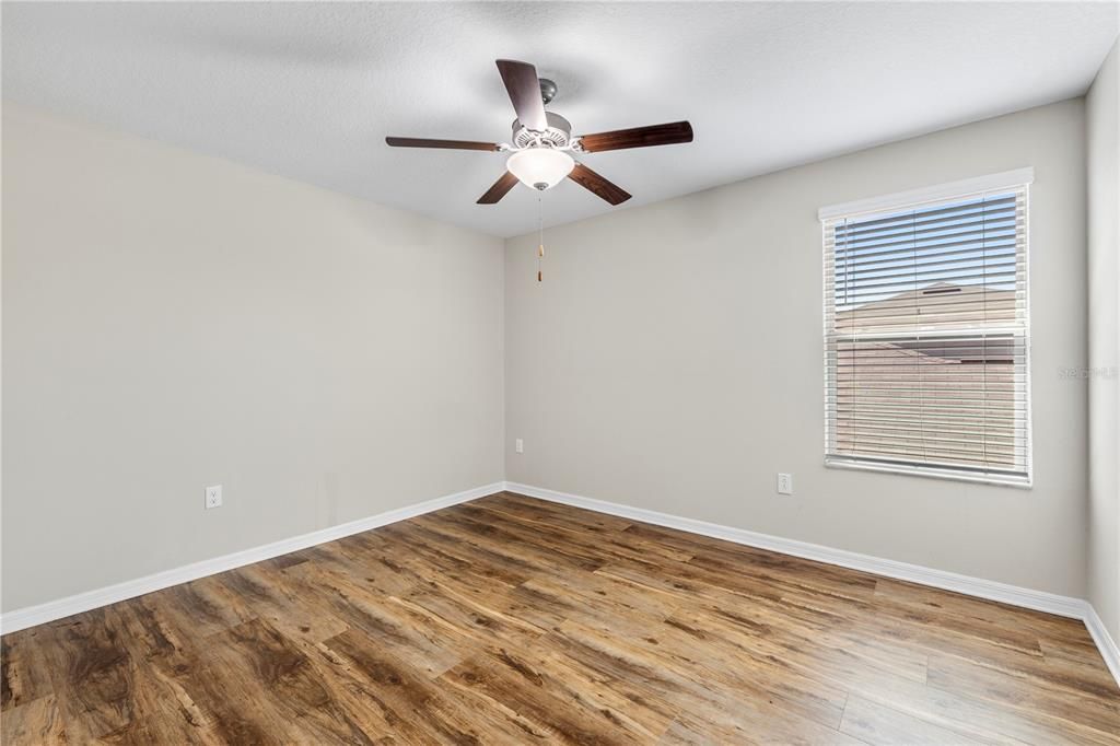 Active With Contract: $385,000 (4 beds, 2 baths, 2635 Square Feet)