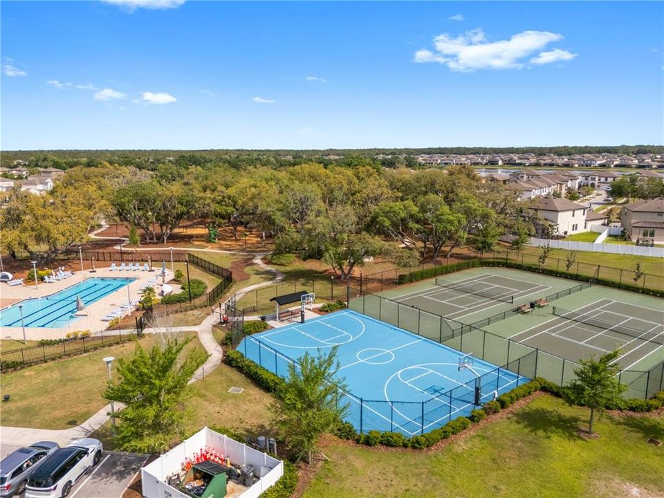 Active With Contract: $385,000 (4 beds, 2 baths, 2635 Square Feet)