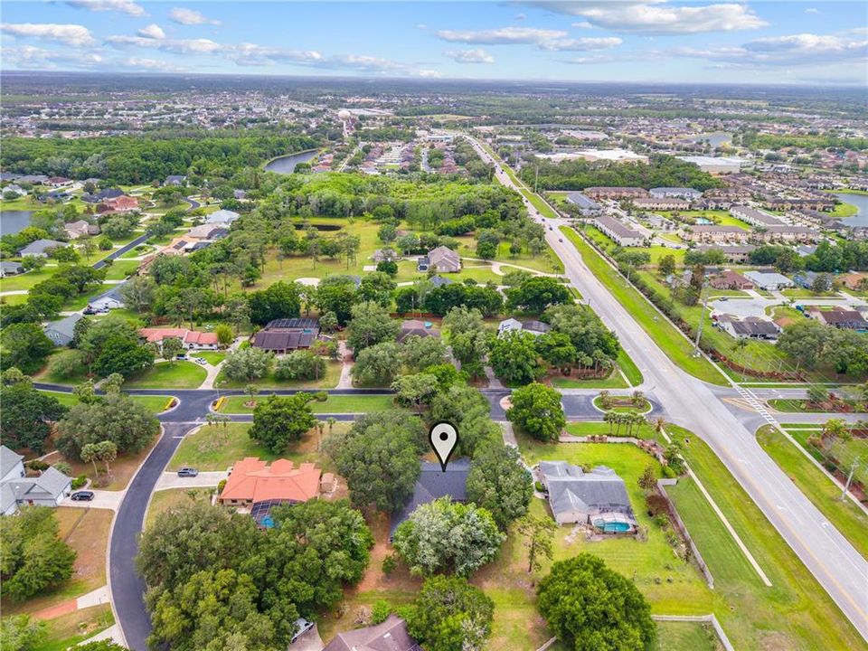 Activo con contrato: $615,000 (4 camas, 3 baños, 3098 Pies cuadrados)