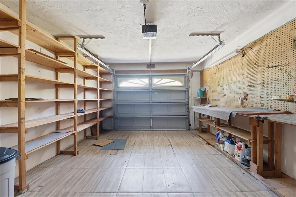 Activo con contrato: $189,000 (2 camas, 2 baños, 1208 Pies cuadrados)