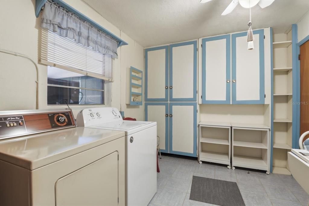 Activo con contrato: $189,000 (2 camas, 2 baños, 1208 Pies cuadrados)