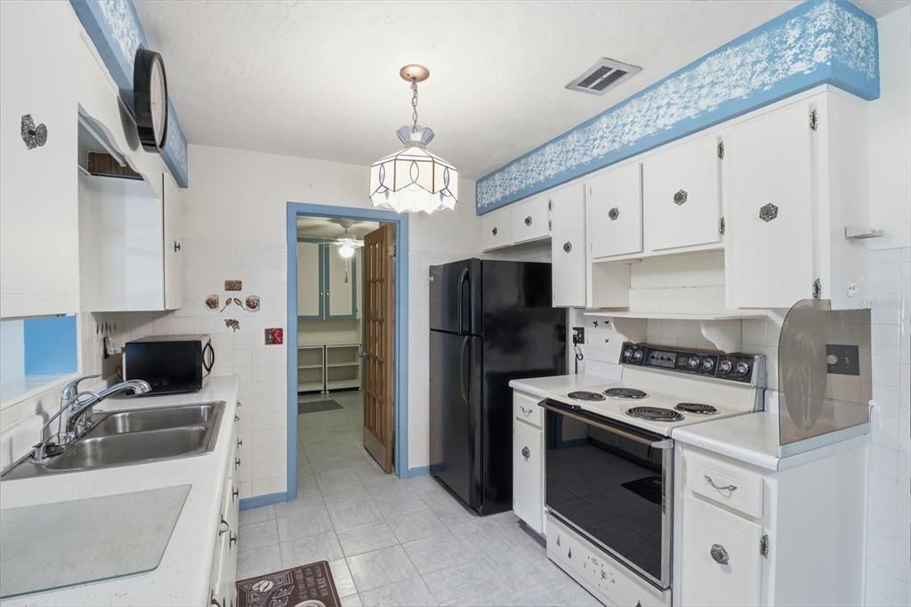 Activo con contrato: $189,000 (2 camas, 2 baños, 1208 Pies cuadrados)