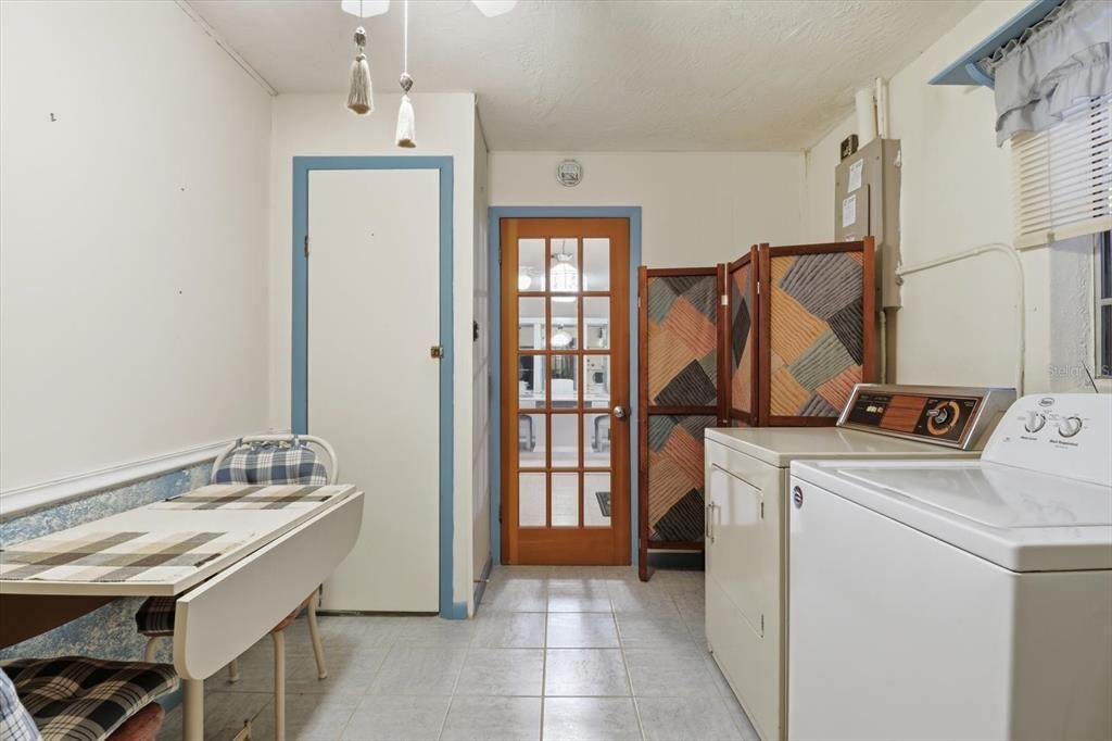 Activo con contrato: $189,000 (2 camas, 2 baños, 1208 Pies cuadrados)