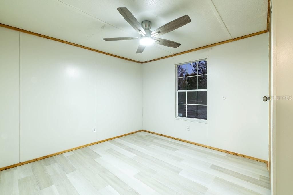 En Venta: $164,900 (3 camas, 2 baños, 1296 Pies cuadrados)
