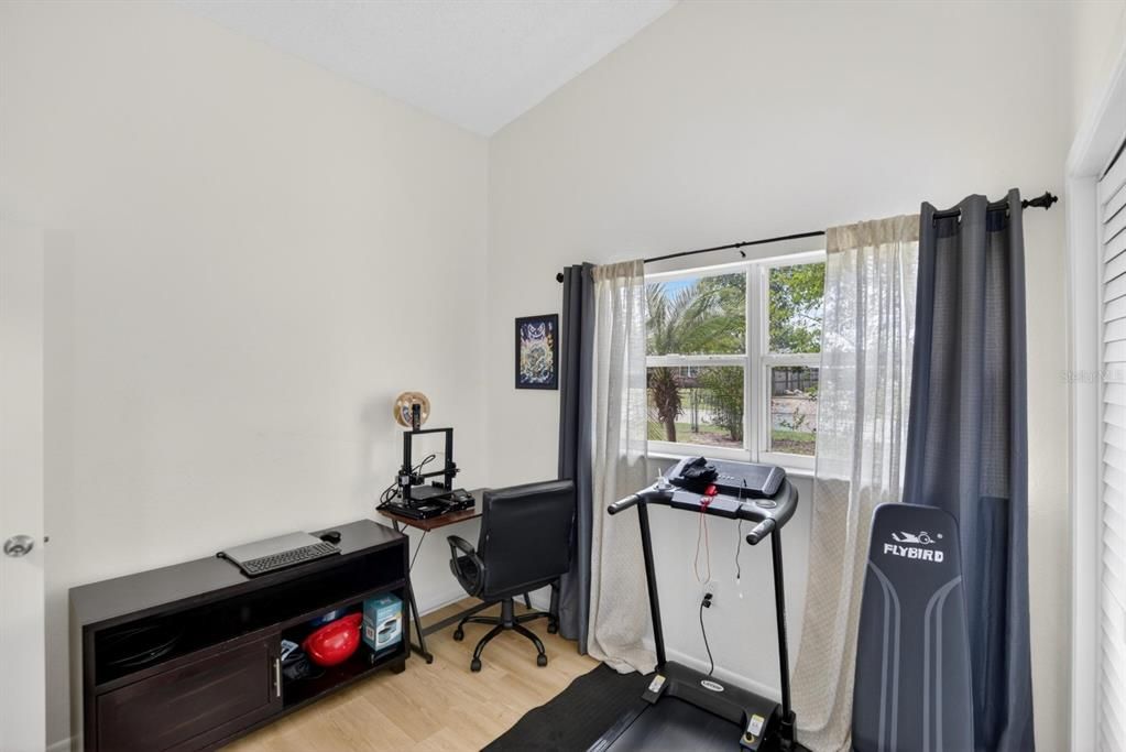Active With Contract: $250,000 (3 beds, 2 baths, 1035 Square Feet)