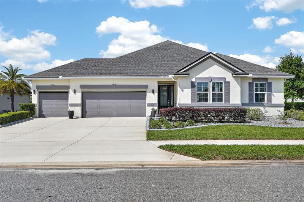For Sale: $815,000 (4 beds, 3 baths, 2861 Square Feet)