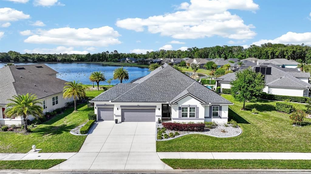 For Sale: $815,000 (4 beds, 3 baths, 2861 Square Feet)