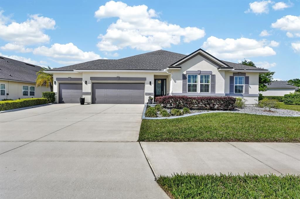 For Sale: $815,000 (4 beds, 3 baths, 2861 Square Feet)