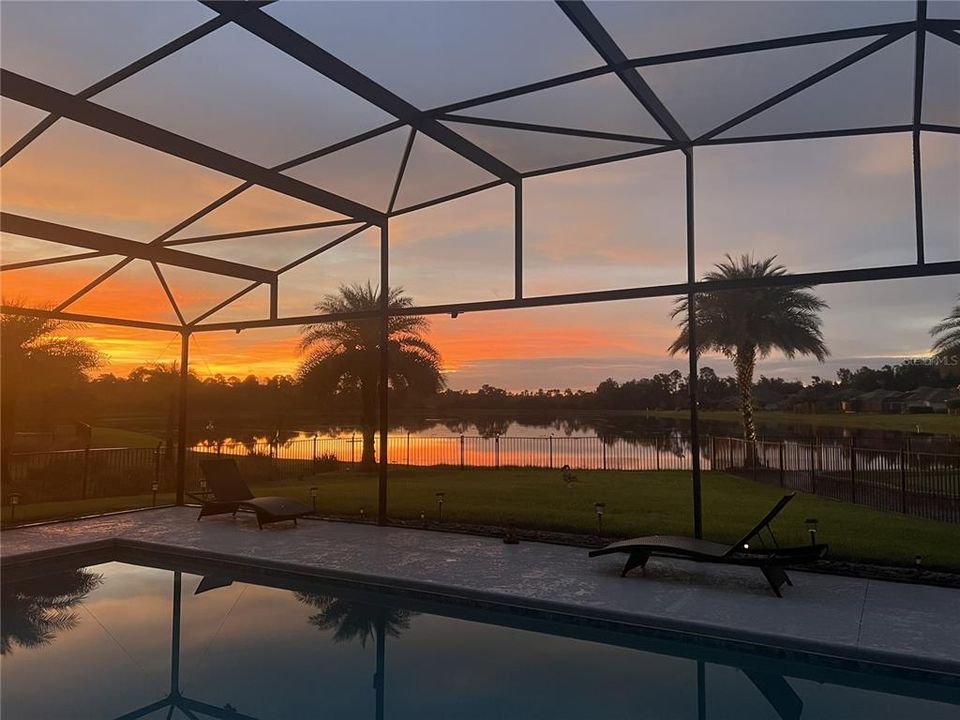 For Sale: $815,000 (4 beds, 3 baths, 2861 Square Feet)