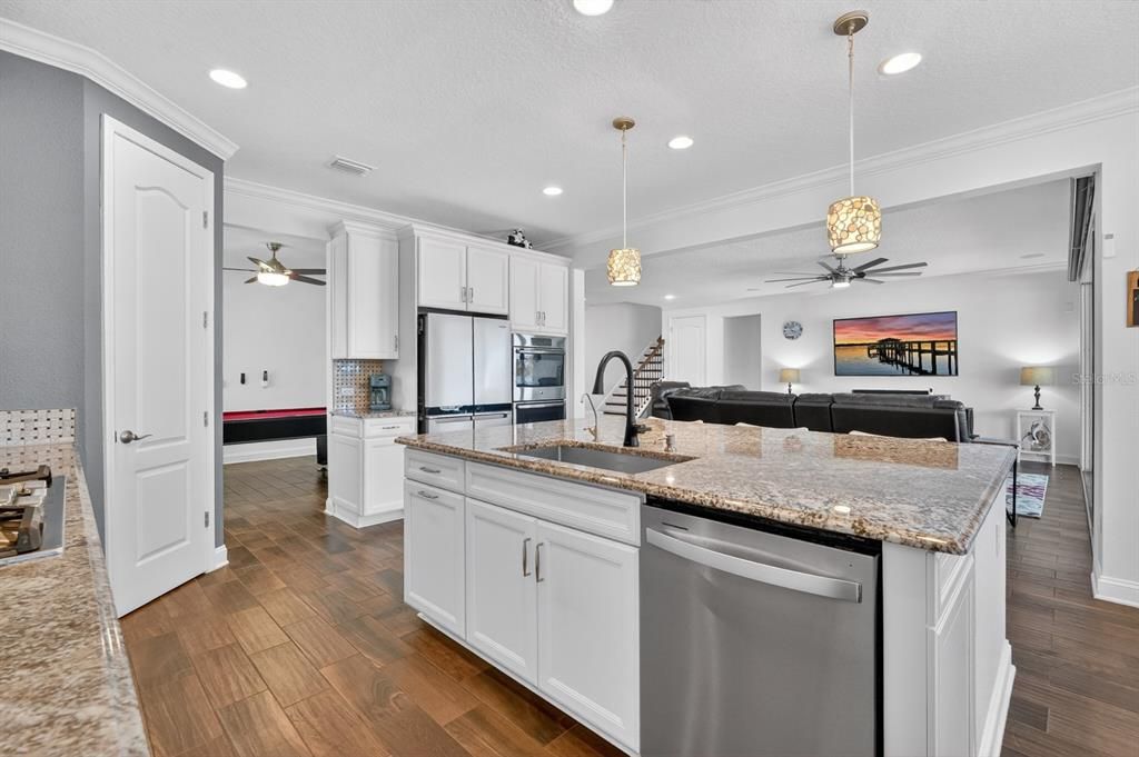 For Sale: $815,000 (4 beds, 3 baths, 2861 Square Feet)