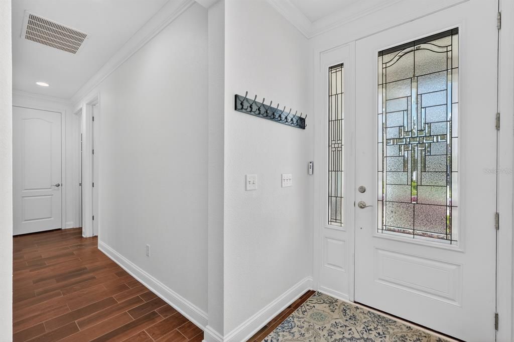 For Sale: $815,000 (4 beds, 3 baths, 2861 Square Feet)