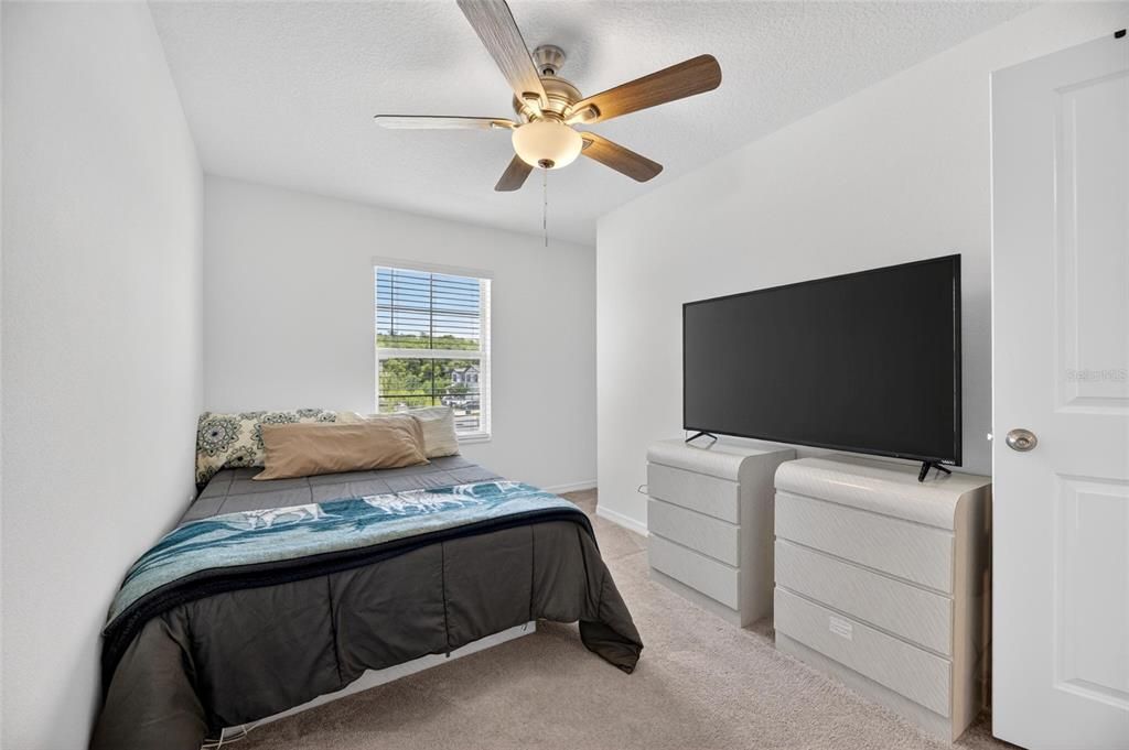 For Sale: $268,900 (3 beds, 2 baths, 1634 Square Feet)