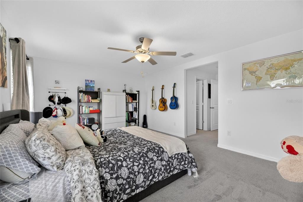 For Sale: $268,900 (3 beds, 2 baths, 1634 Square Feet)