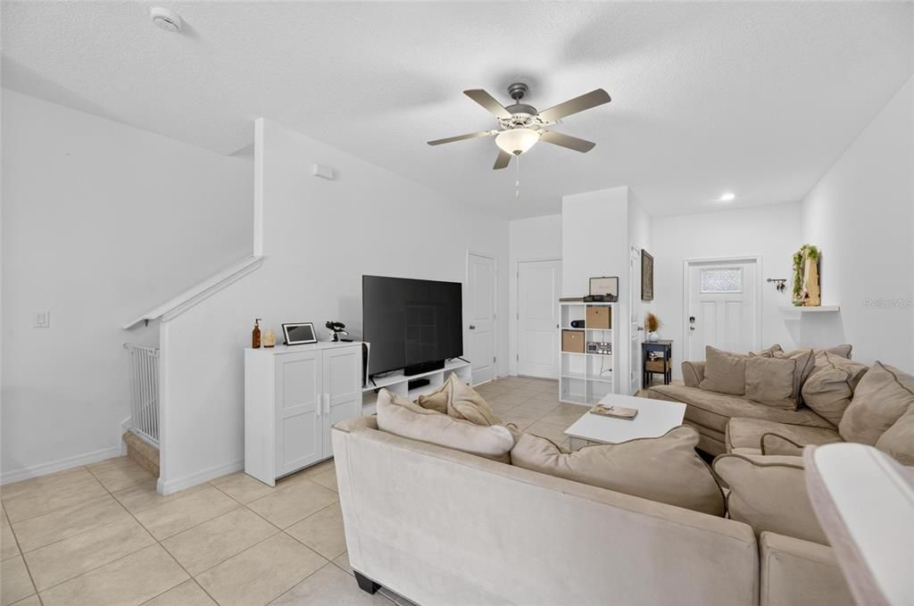 For Sale: $268,900 (3 beds, 2 baths, 1634 Square Feet)