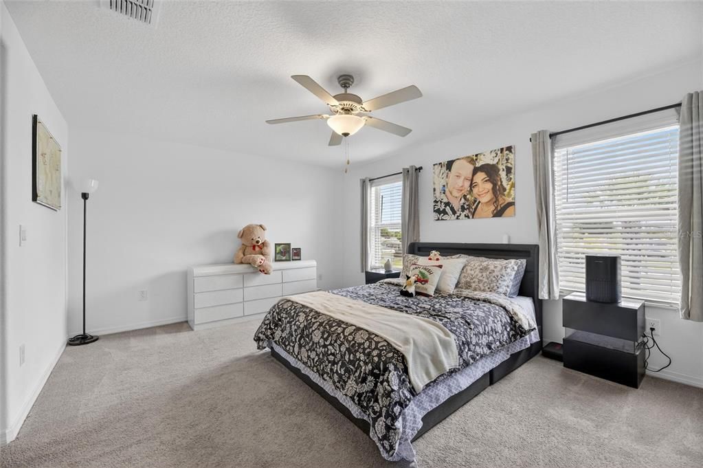 For Sale: $268,900 (3 beds, 2 baths, 1634 Square Feet)