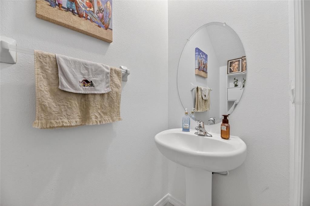 For Sale: $268,900 (3 beds, 2 baths, 1634 Square Feet)