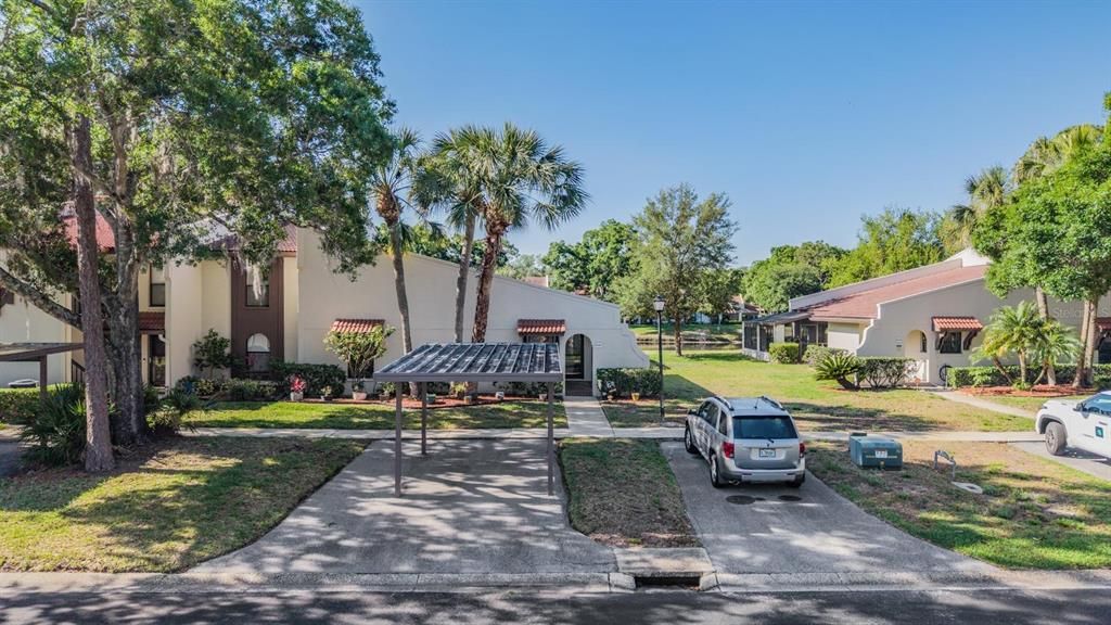 Active With Contract: $278,900 (2 beds, 2 baths, 1422 Square Feet)